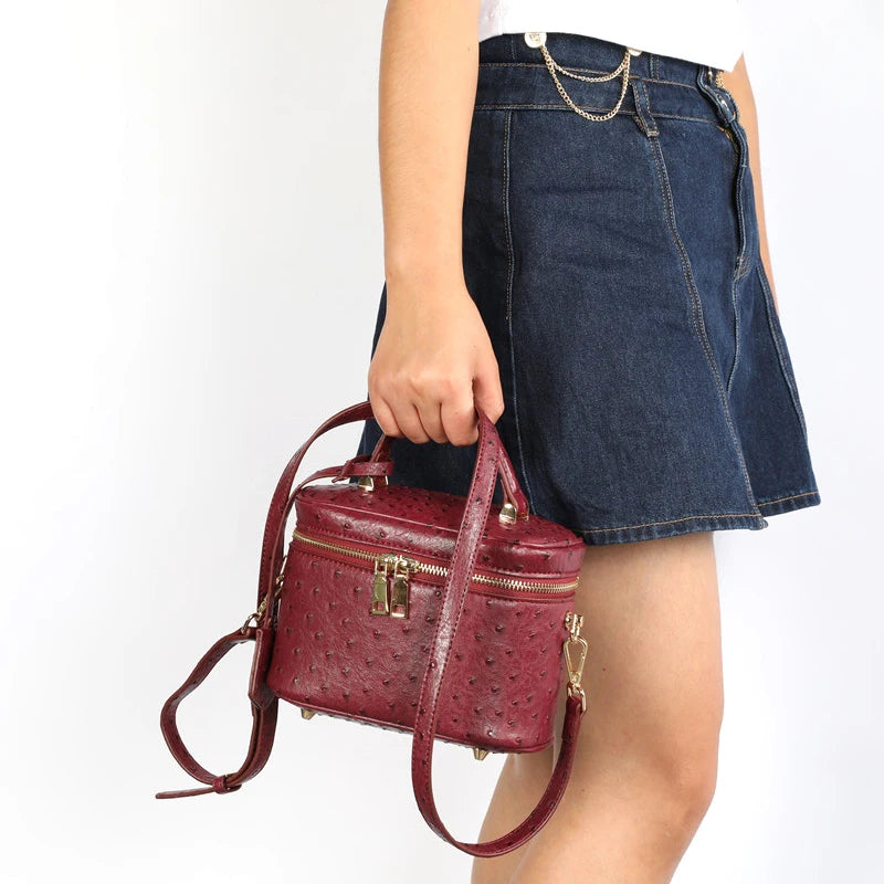 Valentina Brindisi vanity case in Burgundy