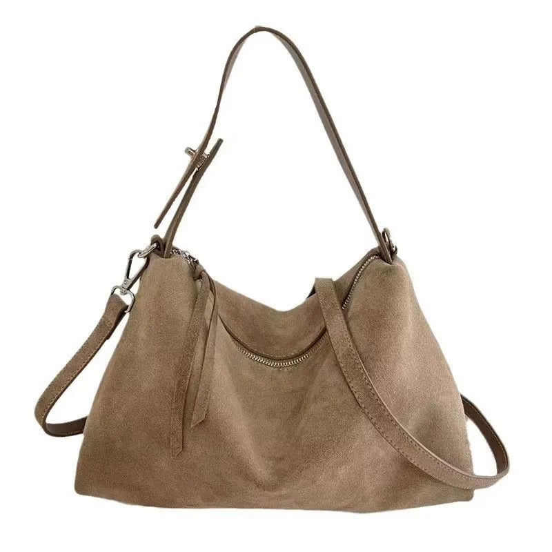 Valentina Calma tote in Dark Brown, back view