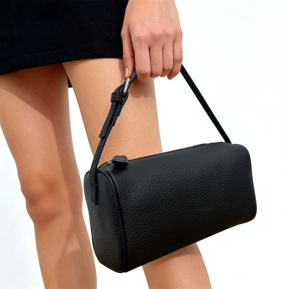 Valentina Lume shoulder bag in Ebony, front view