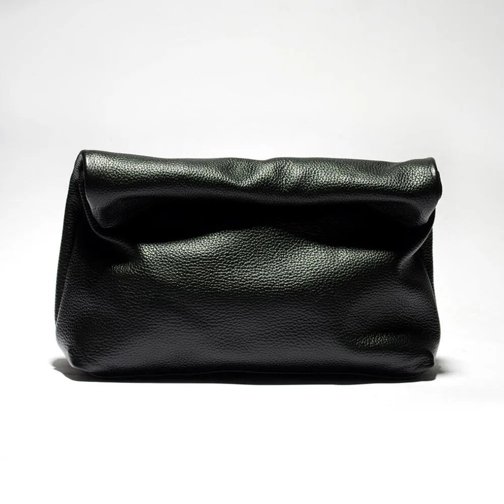 Valentina Lido top-handle bag in Camel, detail