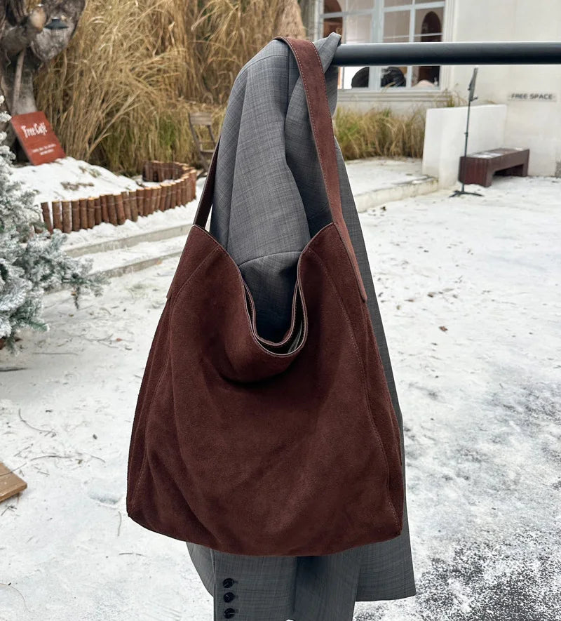 Valentina Fiato bucket bag in Coffee