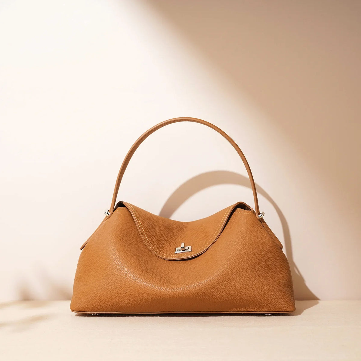 Valentina Sera crossbody bag in Brown