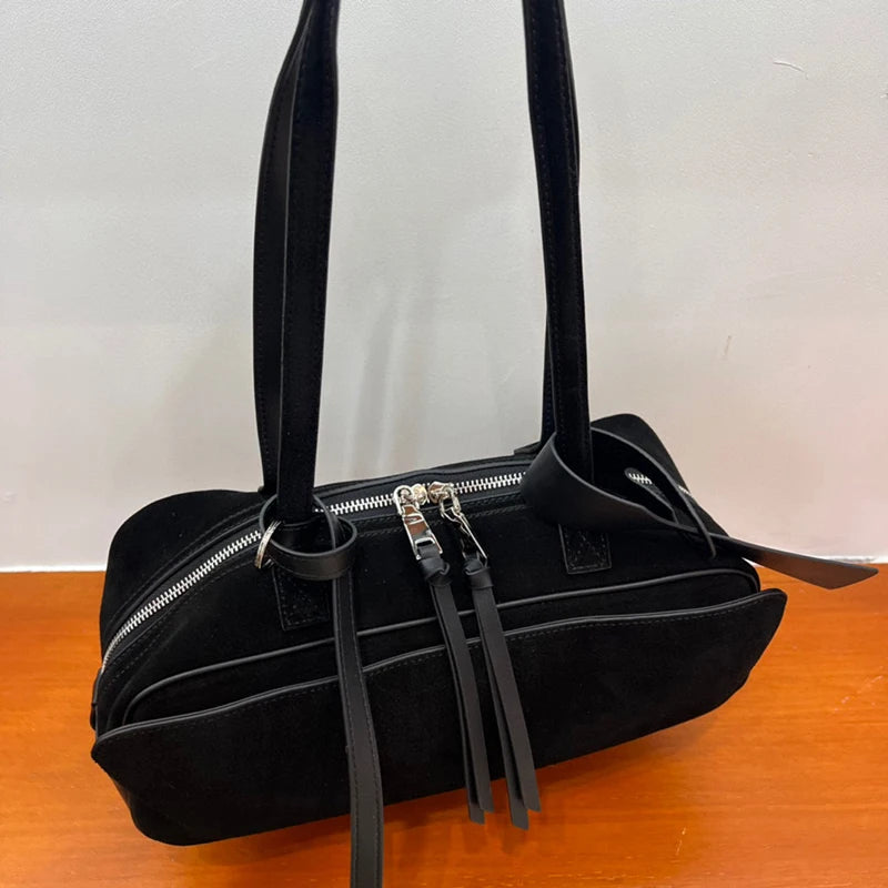 Valentina Linea east west suede shoulder bag in Black
