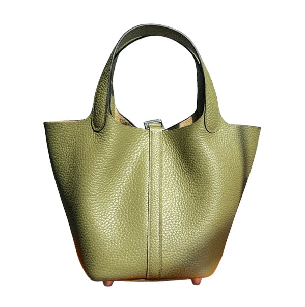 Valentina Ostuni Small bucket bag in Sage