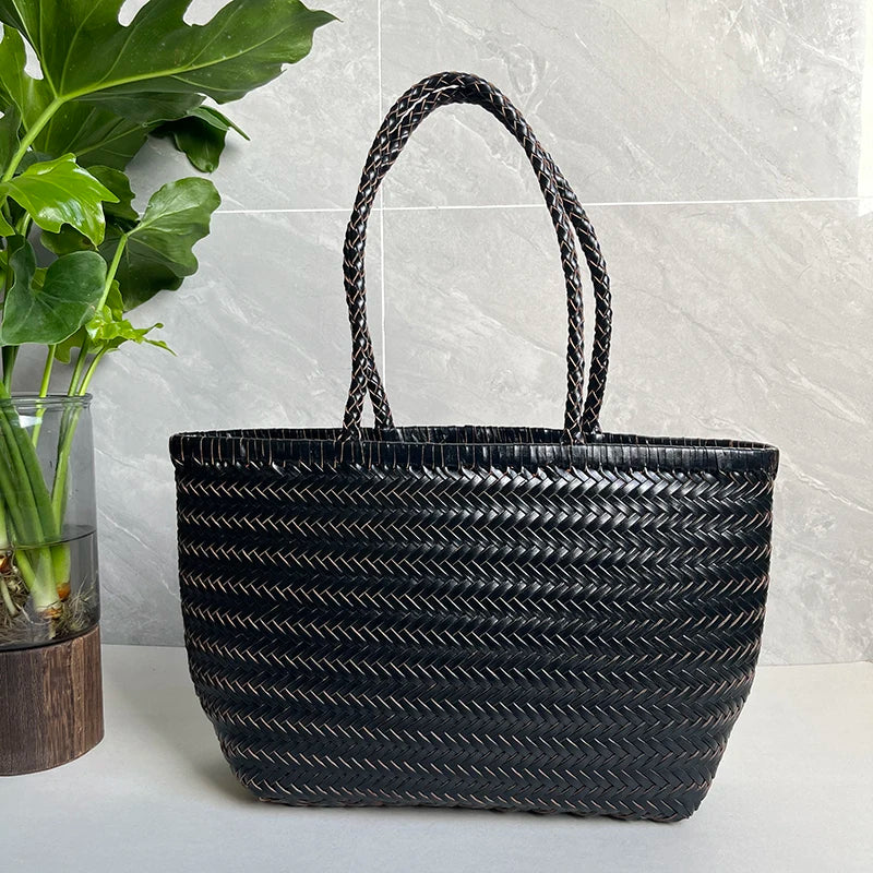 Valentina Noto Small tote in Pebbled Black