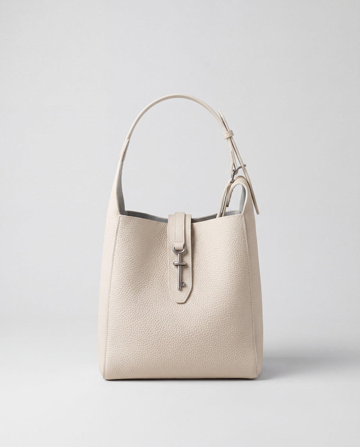 Amalfi bag in Ivory – front view