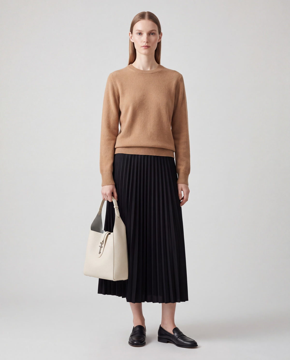 Amalfi bag in Ivory – worn by model, full length