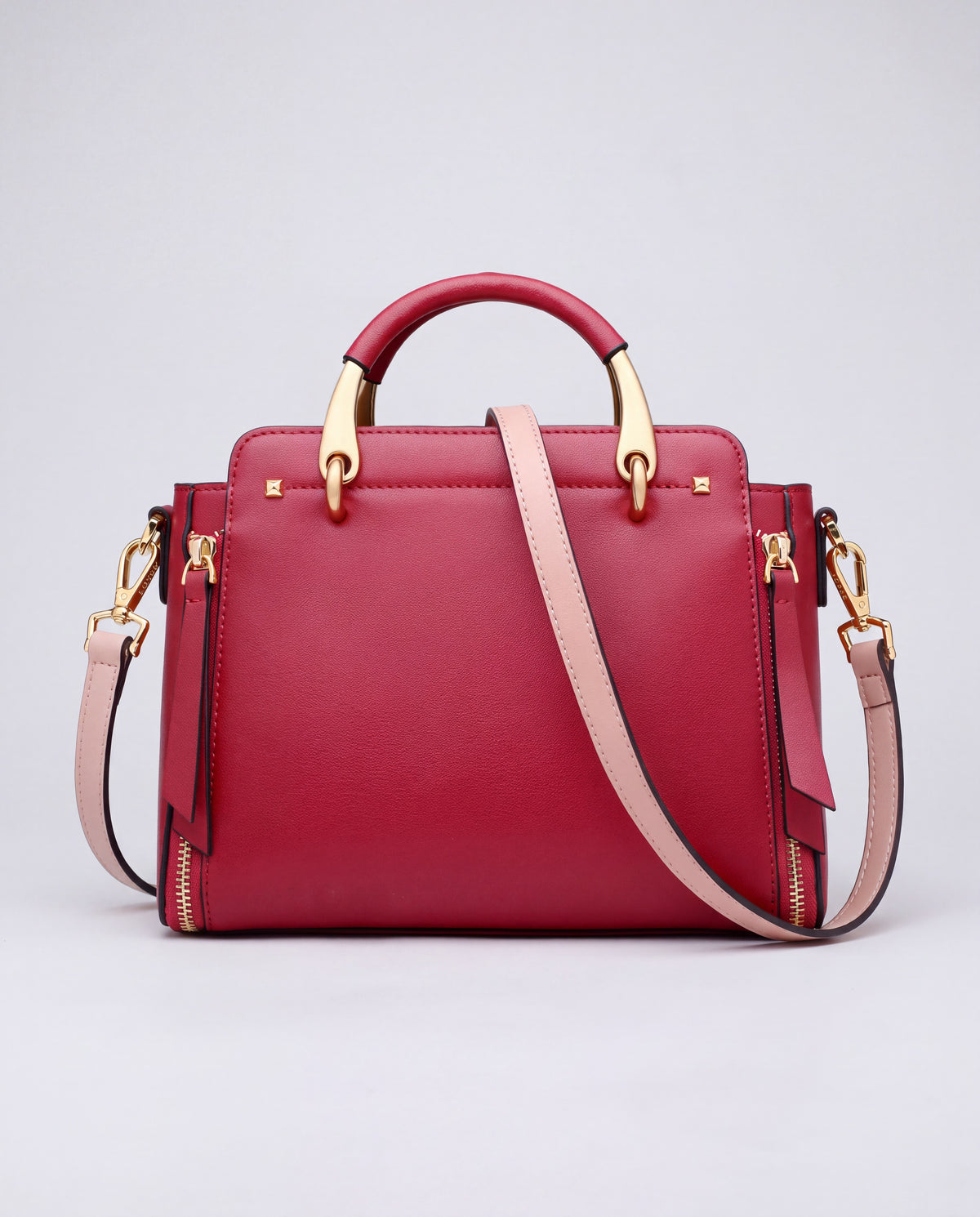 Contrast bag in Red – front view