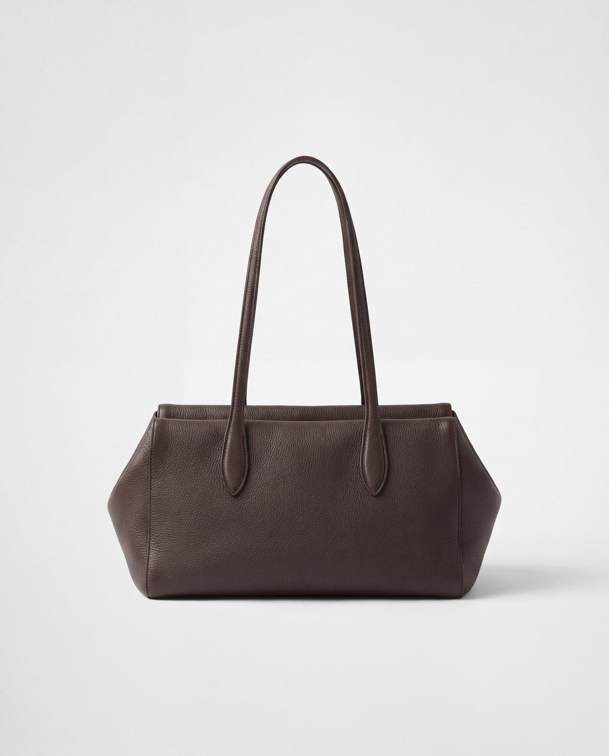 Cortina bag in Mocha – front view