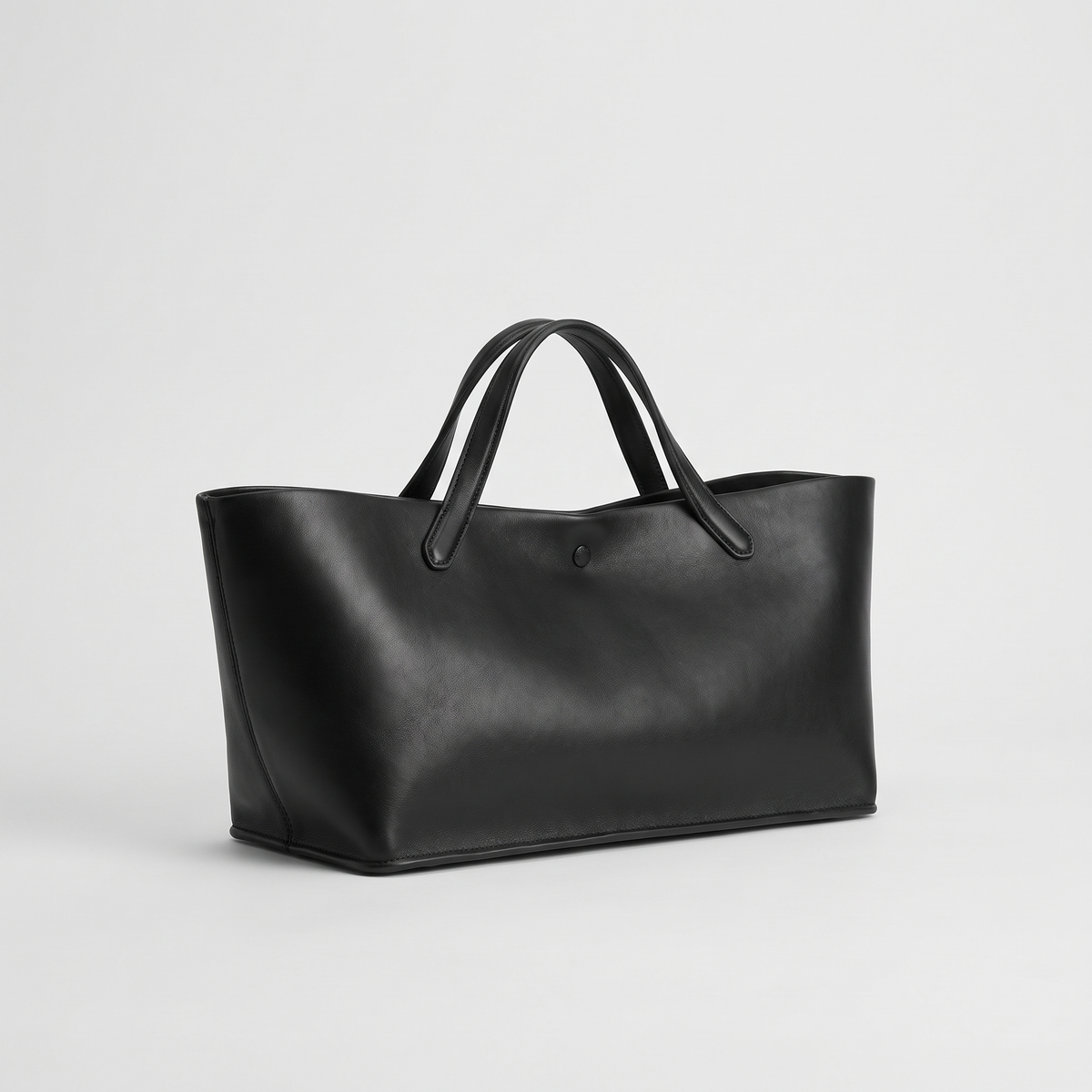 Valentina Nube pouch in Black