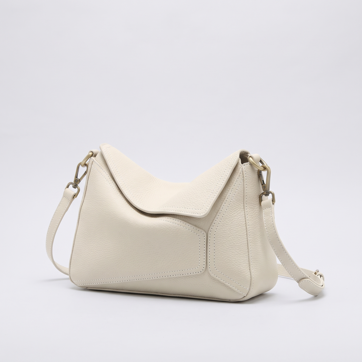 Valentina Camogli shoulder bag in White