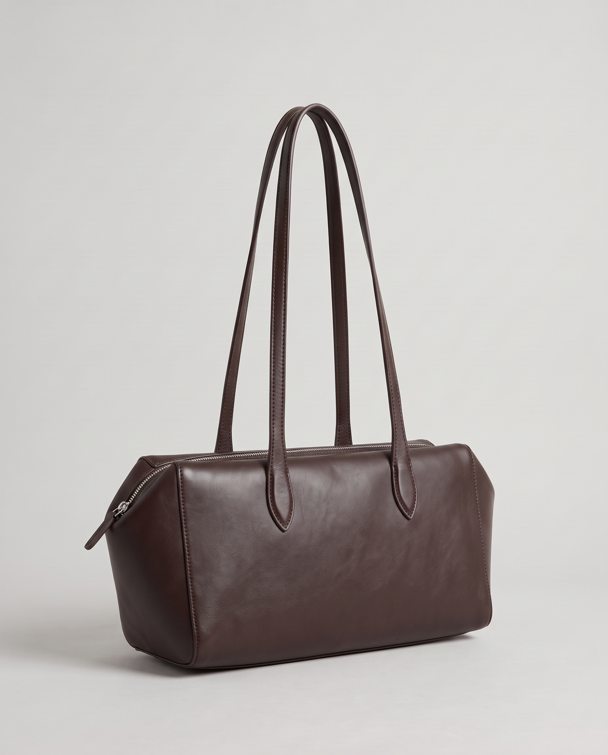 Lira shoulder bag in espresso leather, three-quarter view