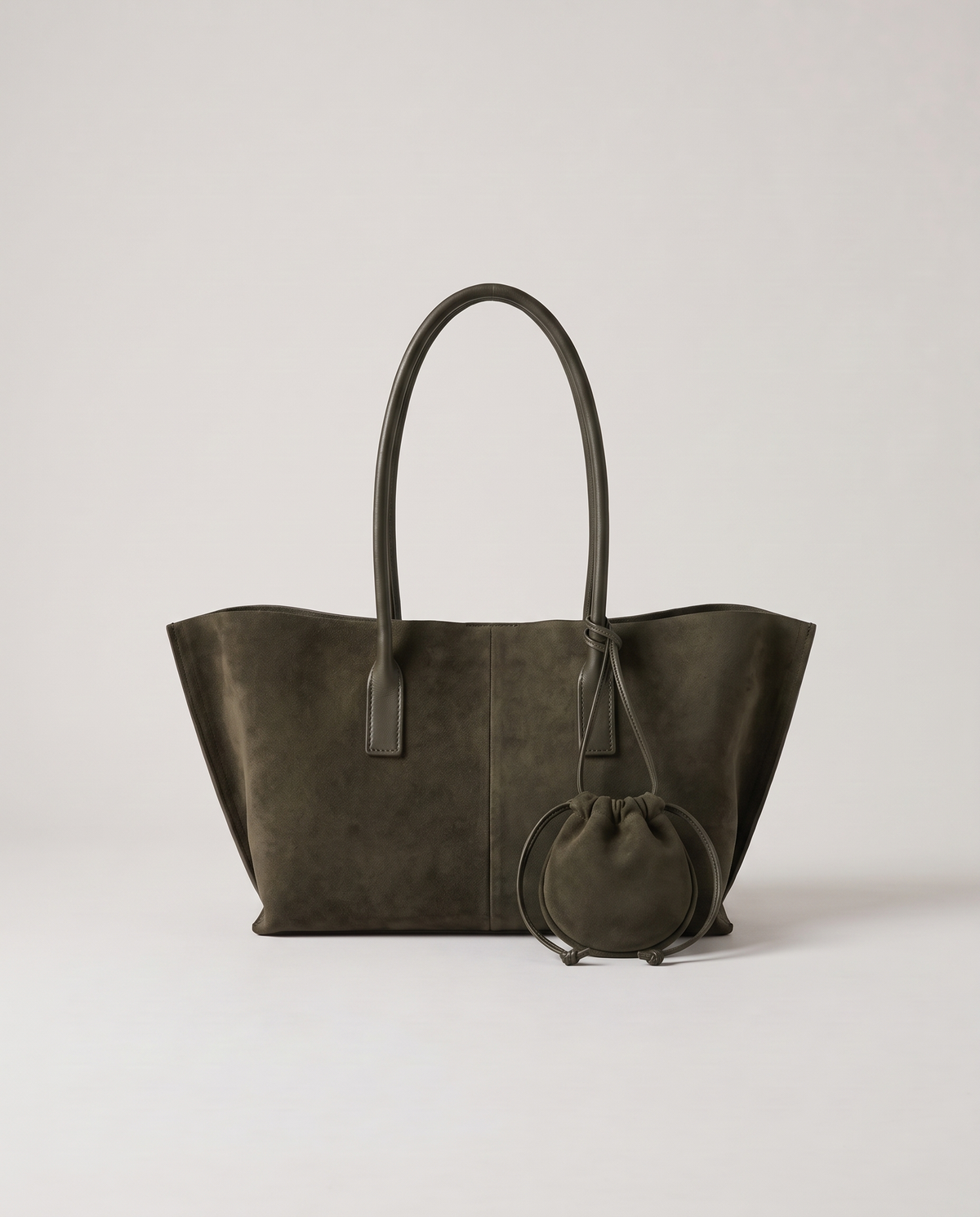 Noce tote in olive, front view