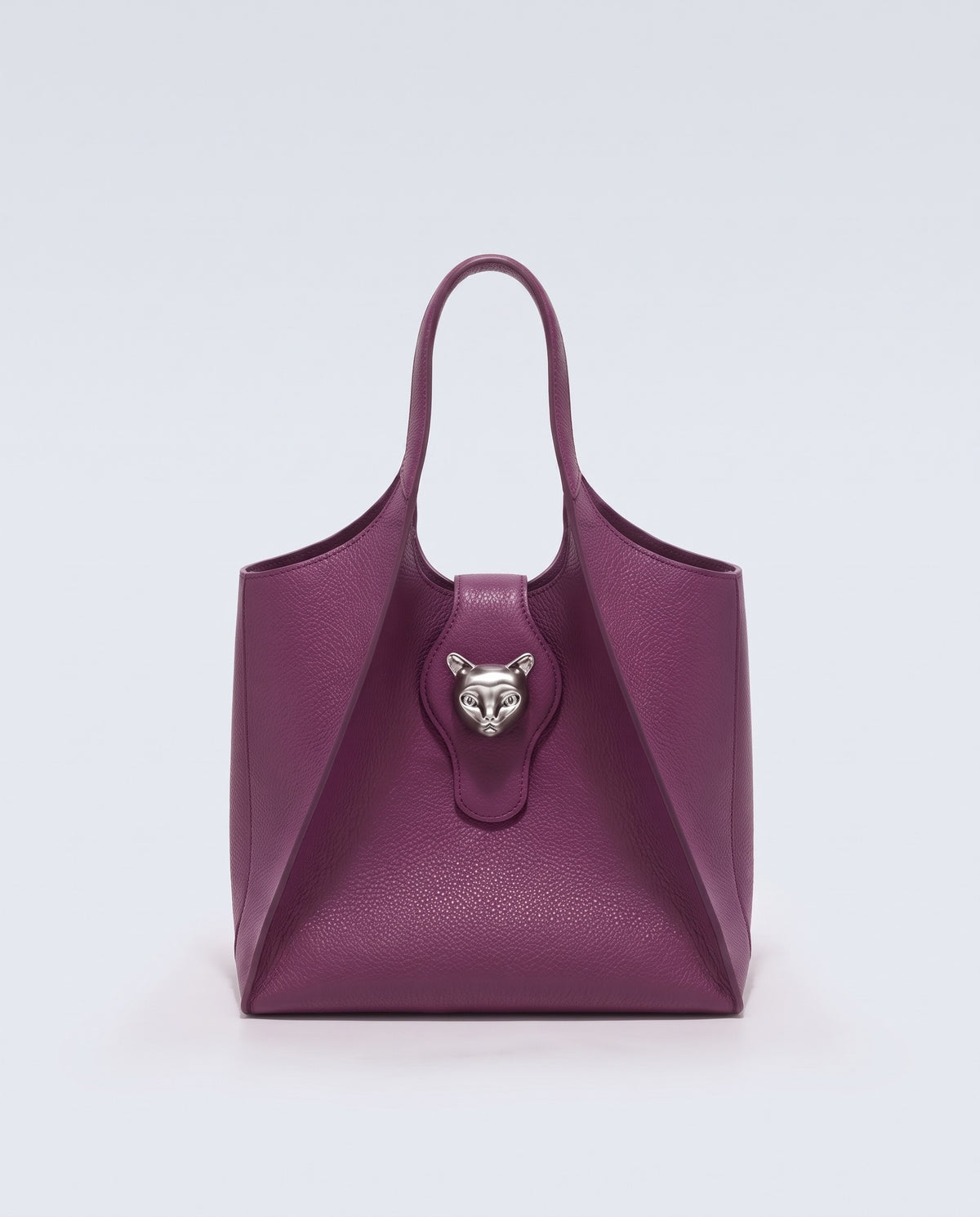 Onda leather tote with cat clasp in Purple – front view
