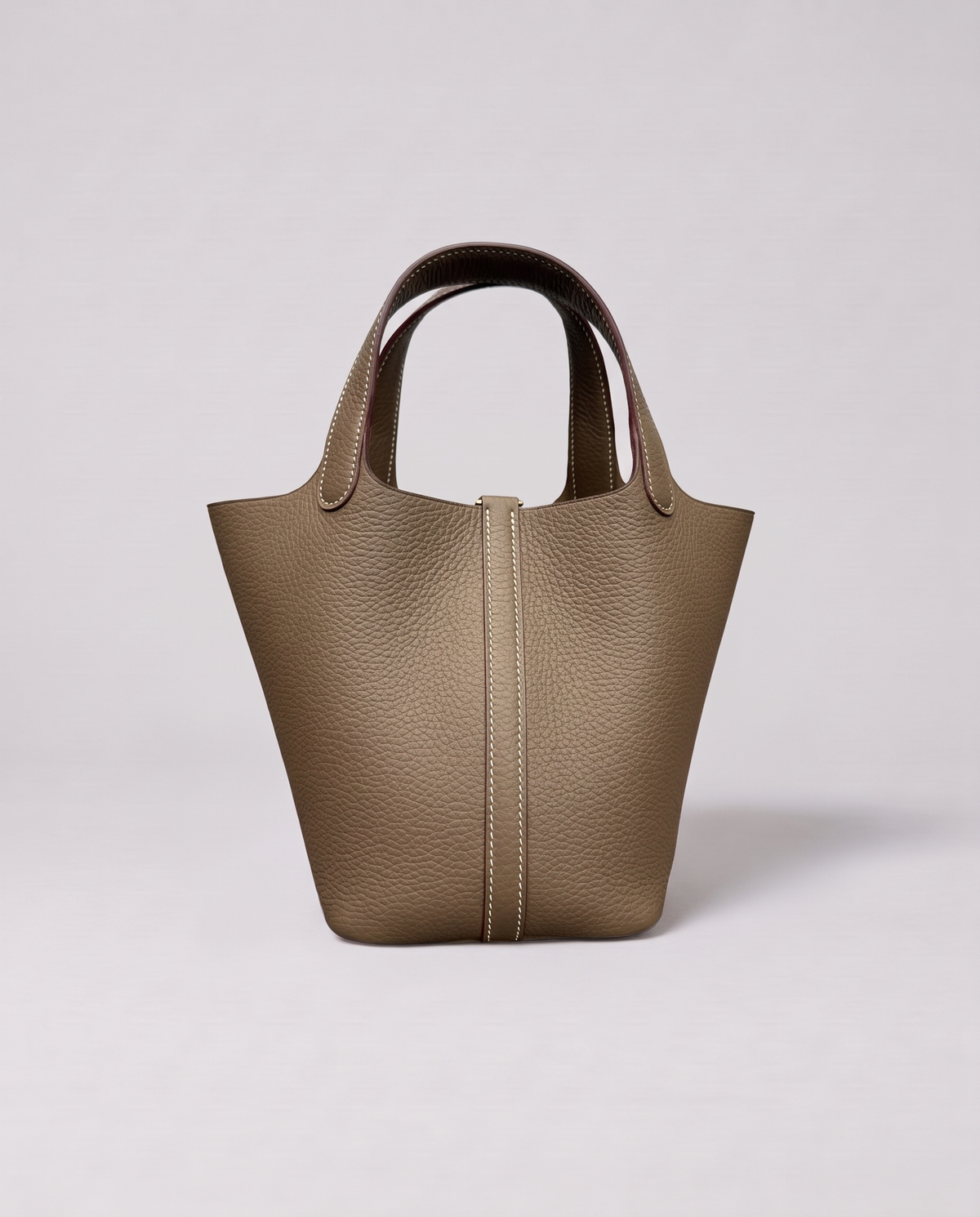 Valentina Ostuni Large bag in Taupe, front view