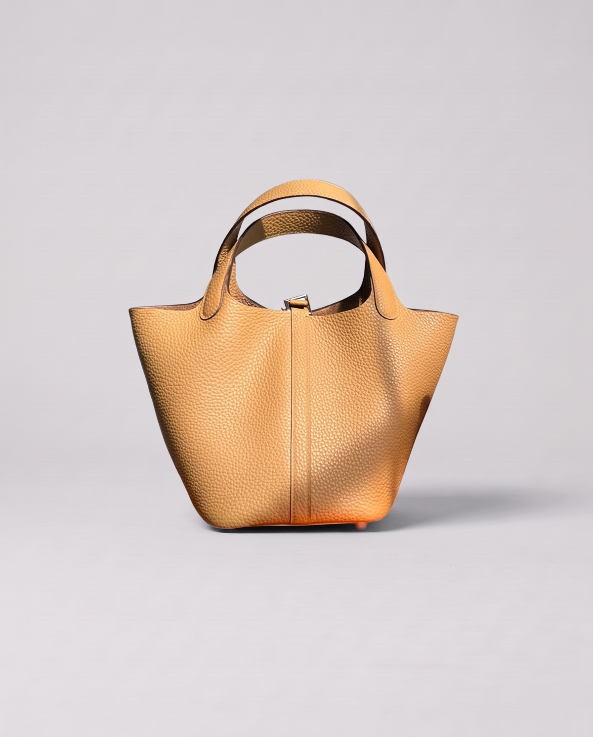 Valentina Ostuni Small bag in Apricot, front view