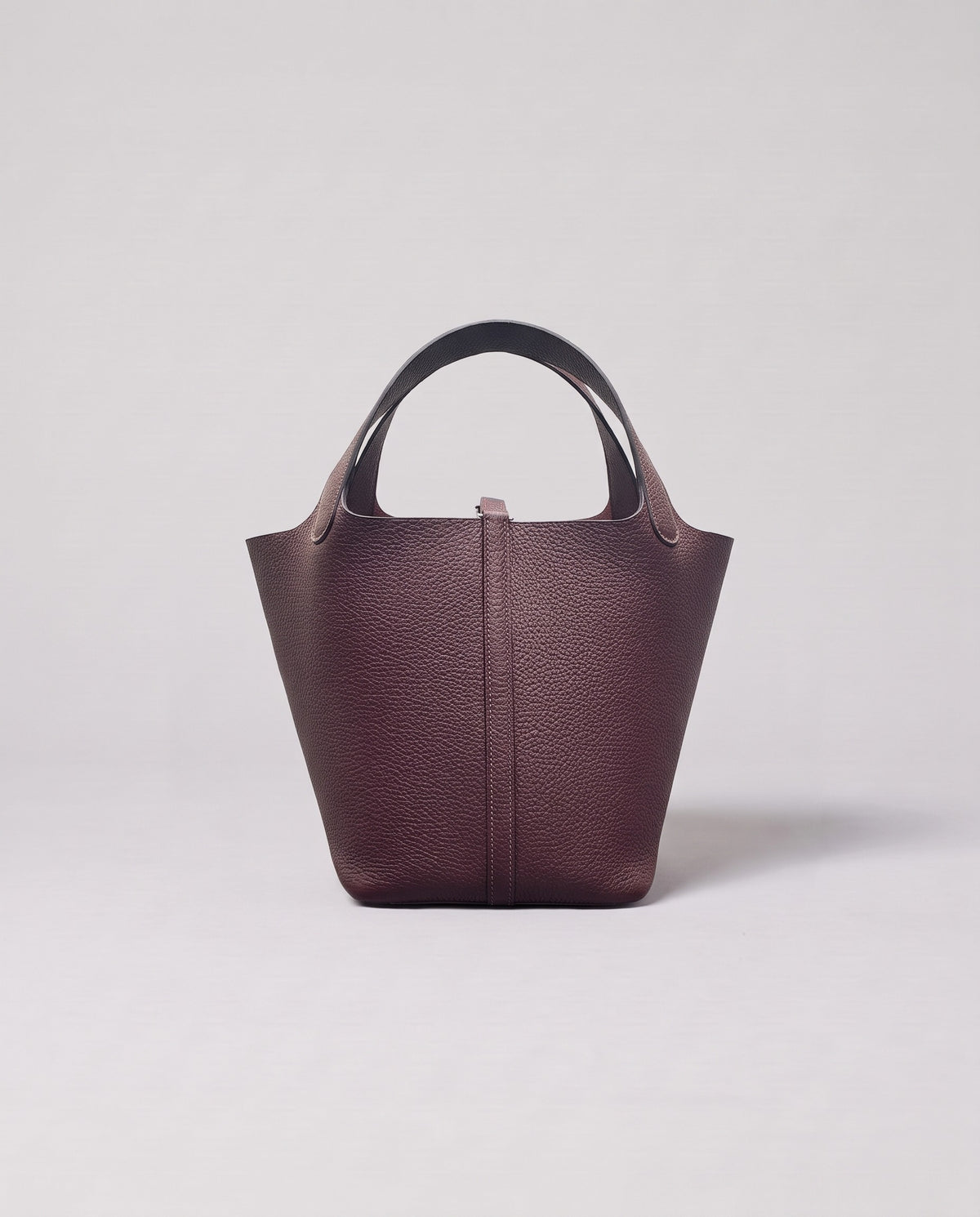 Valentina Ostuni Small bag in Plum, front view