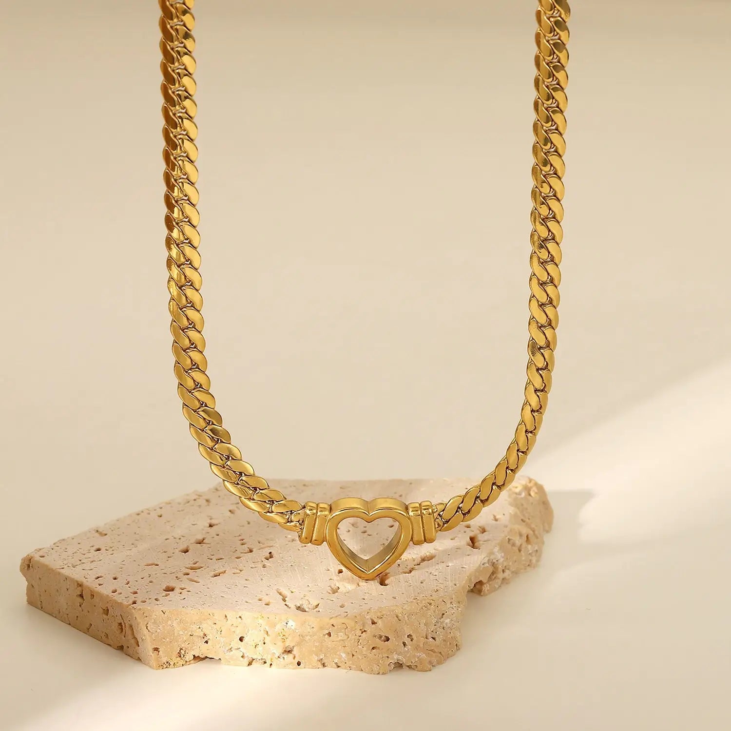 Outline Heart Necklace